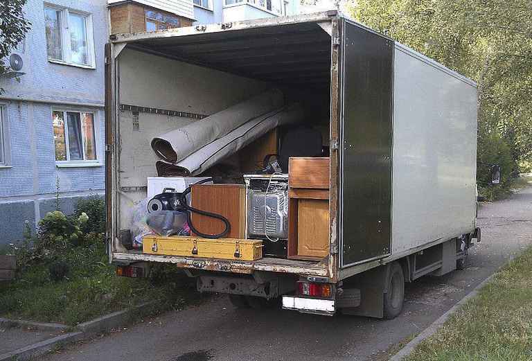 Заказ транспорта для перевозки холодильника, коробок, кровати из Новомосковского АО в Татарстан